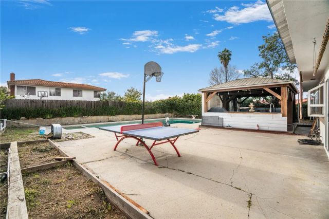 16829 Dawn Haven Rd., Hacienda Heights, CA 91745