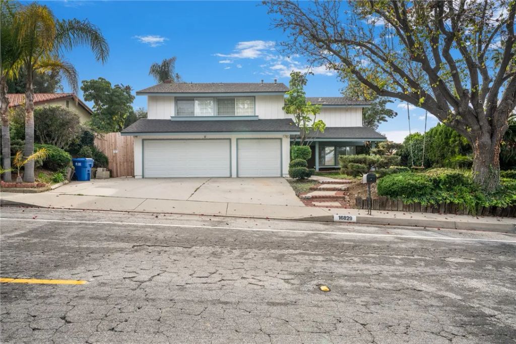 16829 Dawn Haven Rd., Hacienda Heights, CA 91745