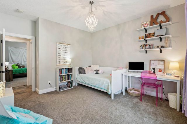 783 Sweet Wood Ln Lane, Blue Grass, IA 52726