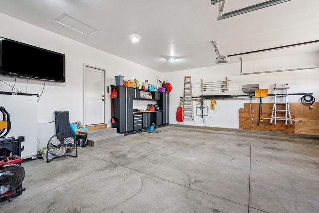 783 Sweet Wood Ln Lane, Blue Grass, IA 52726