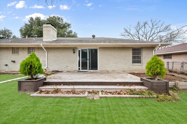 517 Edgewood Avenue, Corsicana, TX 75110