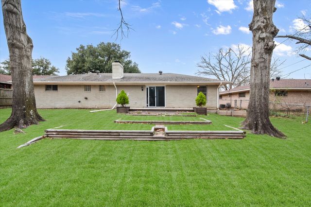 517 Edgewood Avenue, Corsicana, TX 75110