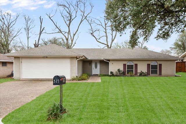 517 Edgewood Avenue, Corsicana, TX 75110