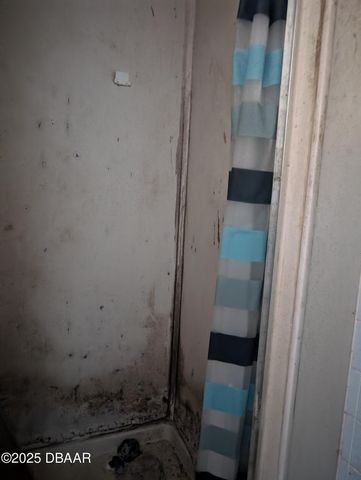 534 Pine Street, Daytona Beach, FL 32114