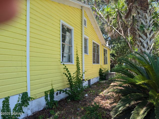 534 Pine Street, Daytona Beach, FL 32114