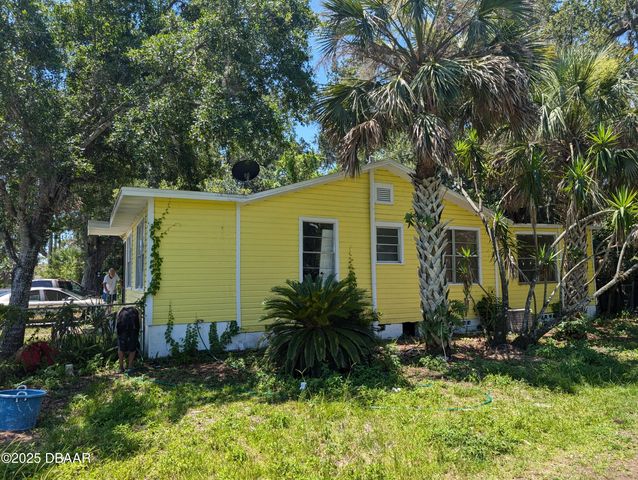 534 Pine Street, Daytona Beach, FL 32114