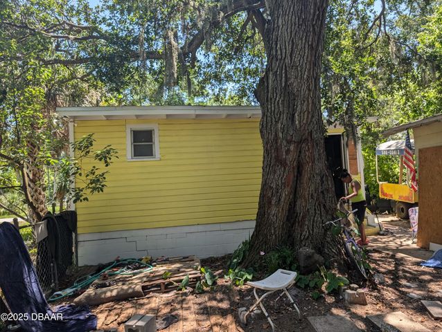 534 Pine Street, Daytona Beach, FL 32114