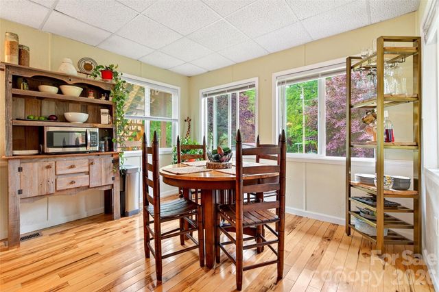 227 Locust Cove Road, Marion, NC 28752