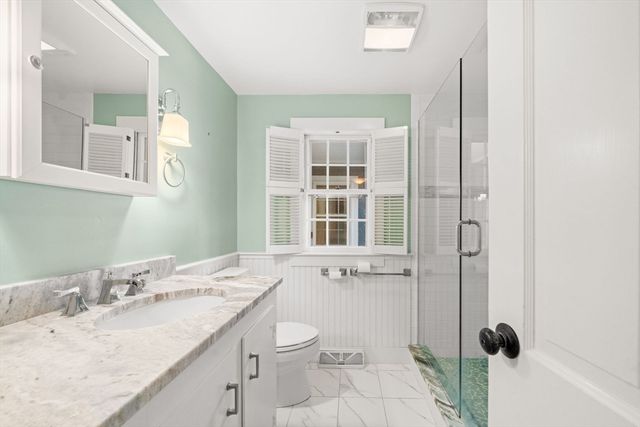 79 Bayberry Ln, Barnstable, MA 02630