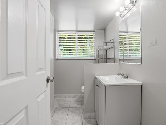 41305 N Central Drive, Sterling Heights, MI 48313