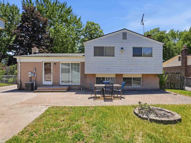 41305 N Central Drive, Sterling Heights, MI 48313