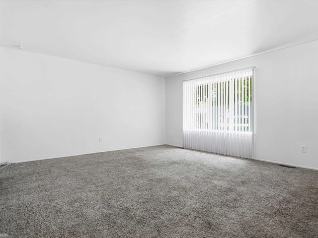 41305 N Central Drive, Sterling Heights, MI 48313