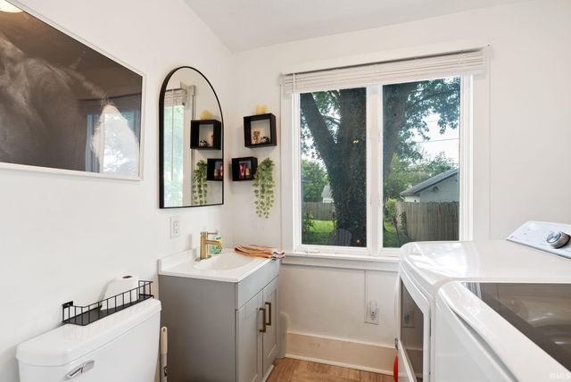 4211 Fairfield Avenue, Fort Wayne, IN 46807
