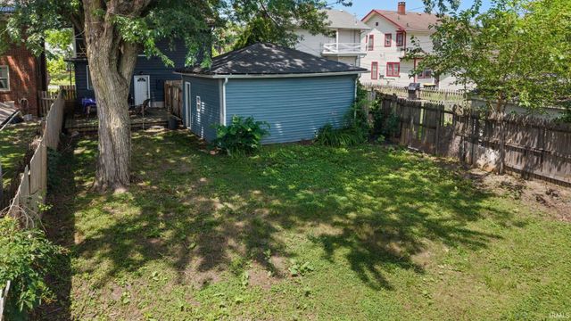 4211 Fairfield Avenue, Fort Wayne, IN 46807