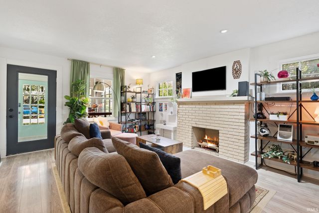 4211 Fairfield Avenue, Fort Wayne, IN 46807