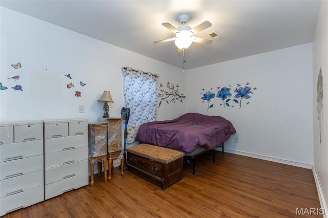 14607 Rock Cliff Drive, Ste Genevieve, MO 63670