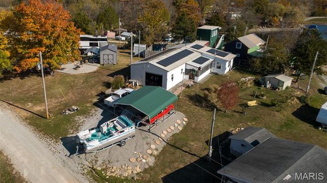 14607 Rock Cliff Drive, Ste Genevieve, MO 63670