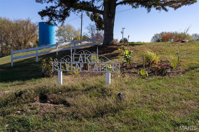 14607 Rock Cliff Drive, Ste Genevieve, MO 63670