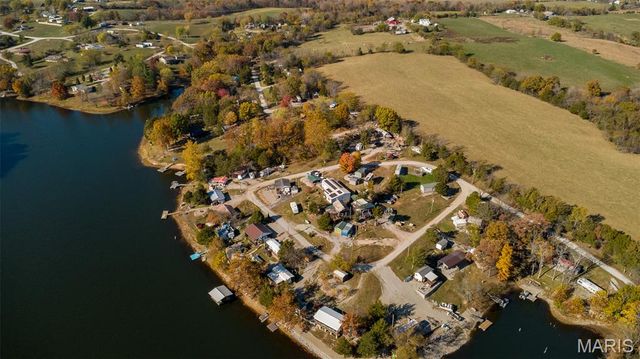 14607 Rock Cliff Drive, Ste Genevieve, MO 63670