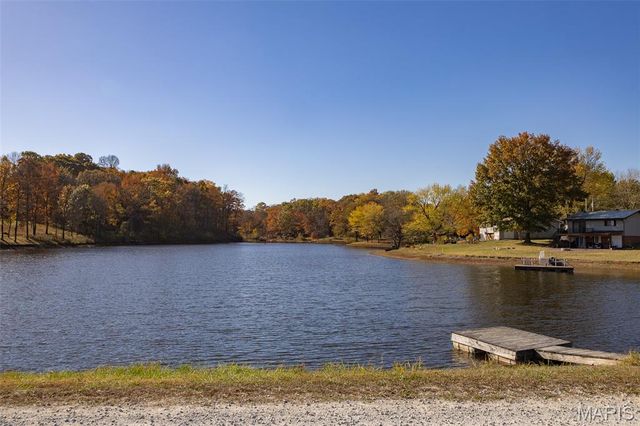 14607 Rock Cliff Drive, Ste Genevieve, MO 63670