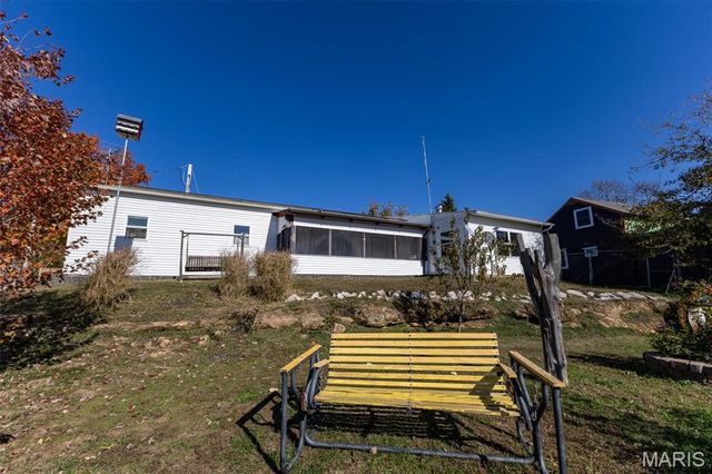 14607 Rock Cliff Drive, Ste Genevieve, MO 63670