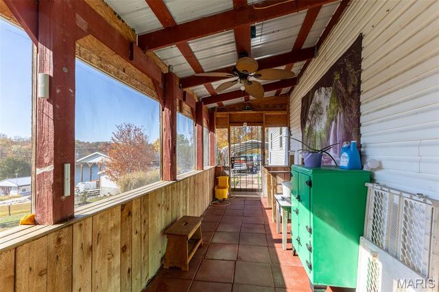 14607 Rock Cliff Drive, Ste Genevieve, MO 63670