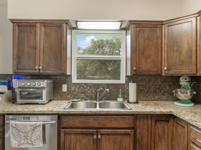 4705 Manchaca RD, Austin, TX 78745