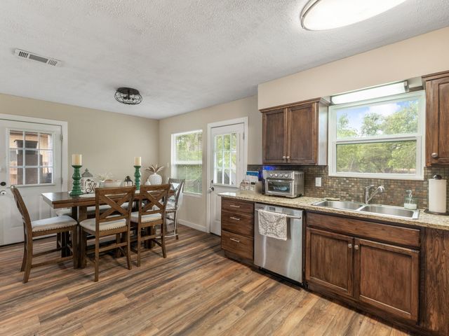 4705 Manchaca RD, Austin, TX 78745