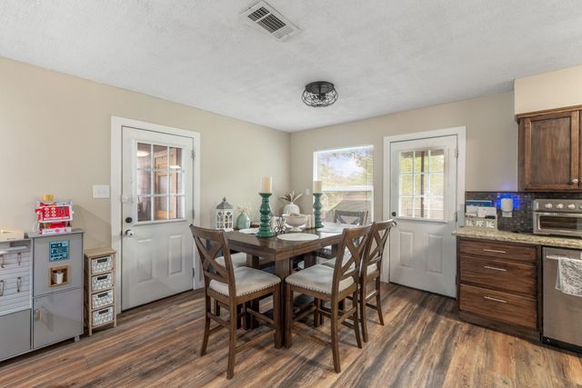 4705 Manchaca RD, Austin, TX 78745