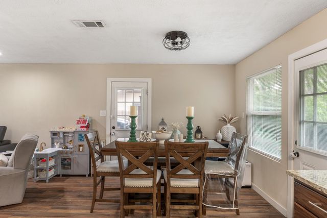 4705 Manchaca RD, Austin, TX 78745