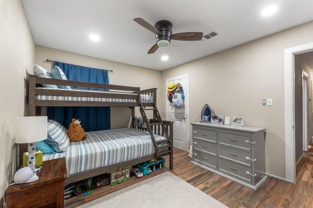 4705 Manchaca RD, Austin, TX 78745