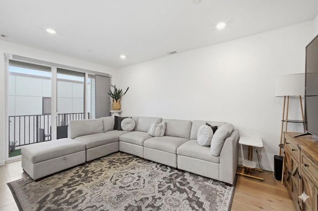 493 Cambridge Street, San Francisco, CA 94134