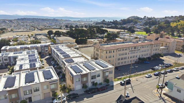 493 Cambridge Street, San Francisco, CA 94134