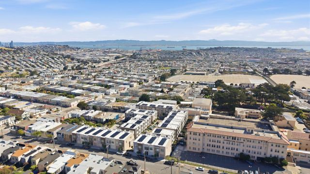 493 Cambridge Street, San Francisco, CA 94134