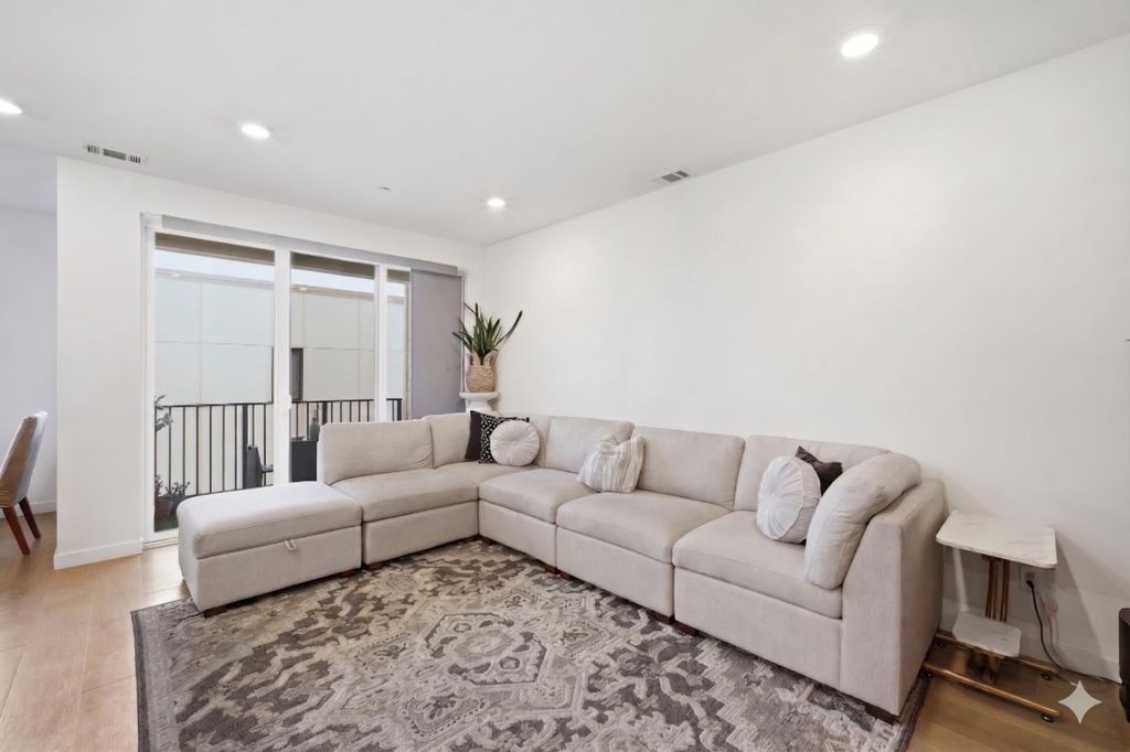 493 Cambridge Street, San Francisco, CA 94134