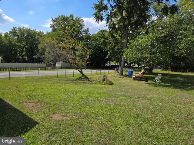 728 LONGWOOD AVE, Cherry Hill, NJ 08002