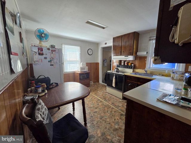 728 LONGWOOD AVE, Cherry Hill, NJ 08002