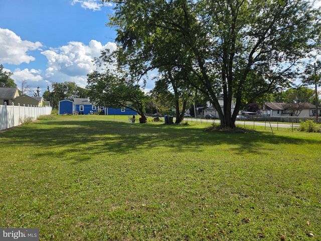 728 LONGWOOD AVE, Cherry Hill, NJ 08002
