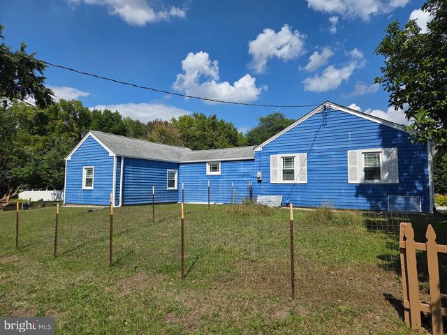 728 LONGWOOD AVE, Cherry Hill, NJ 08002