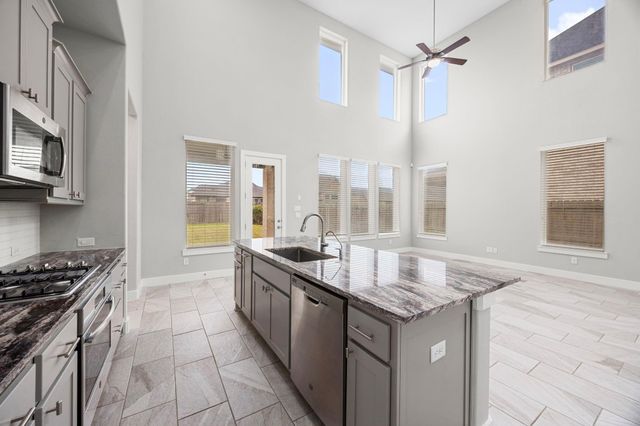 13207 Terania Cliff Trace, Houston, TX 77059