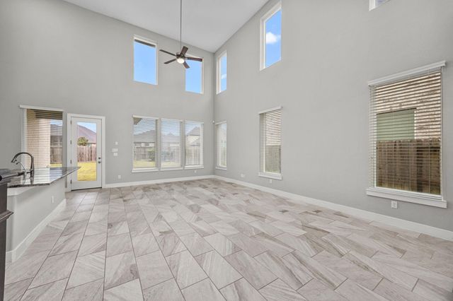 13207 Terania Cliff Trace, Houston, TX 77059