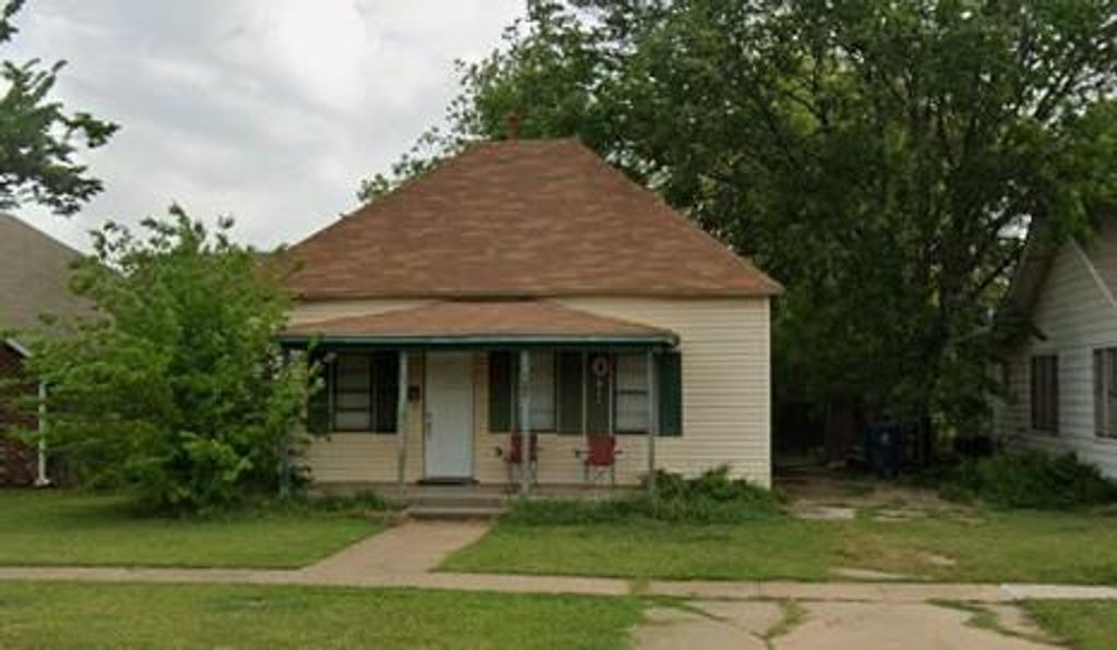 211 W Main Street, Edmond, OK 73003