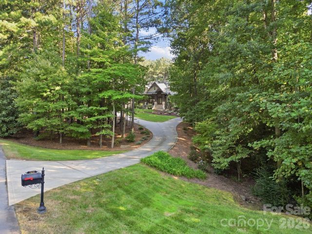 7608 Webbs Chapel Cove Court, Denver, NC 28037