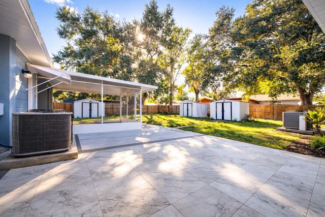 720 SWISS DRIVE, Lakeland, FL 33810