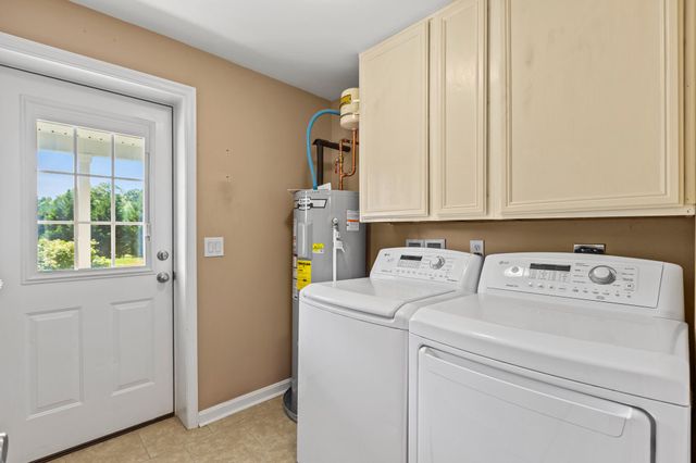 48 HOMERS LN, Fredericksburg, VA 22405