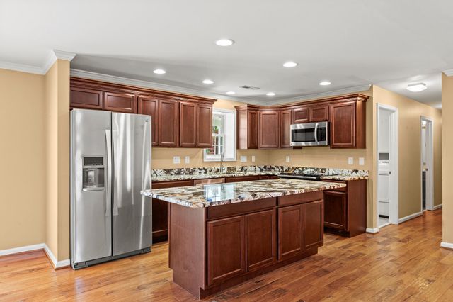 48 HOMERS LN, Fredericksburg, VA 22405
