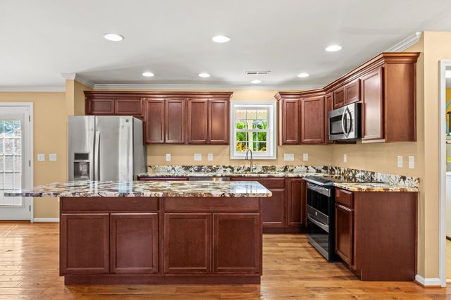 48 HOMERS LN, Fredericksburg, VA 22405