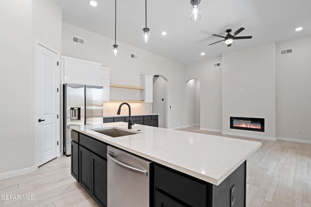 13901 Summer Hail Avenue, El Paso, TX 79928