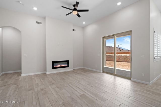 13901 Summer Hail Avenue, El Paso, TX 79928