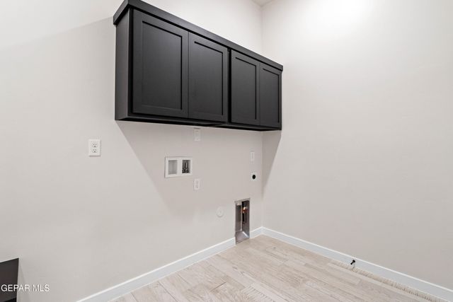 13901 Summer Hail Avenue, El Paso, TX 79928